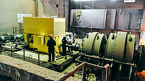 Inbetriebnahme eines Zementmühlenmotors in Uganda