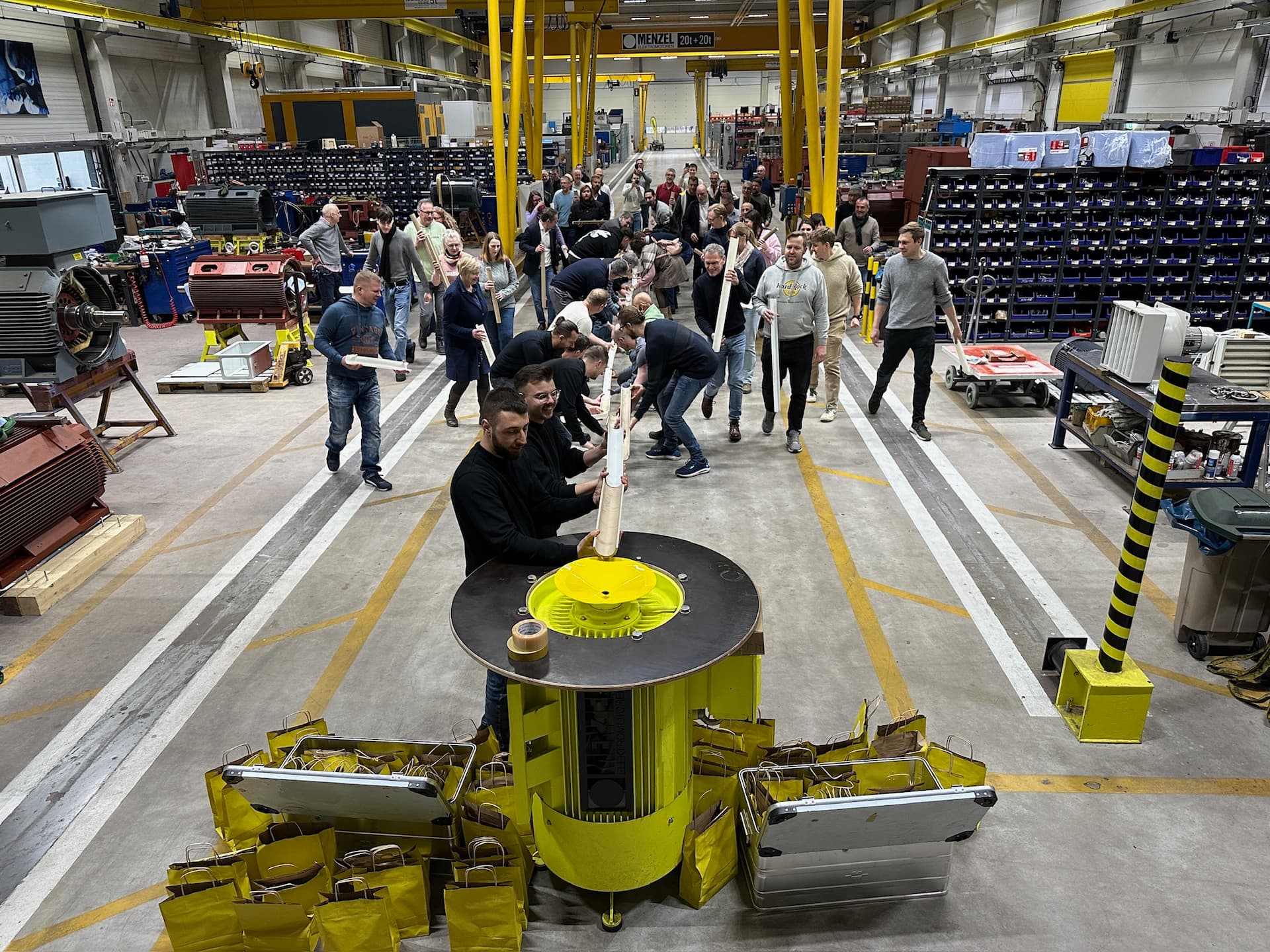 Teamwork in action Teamwork in action shortly before the finishline